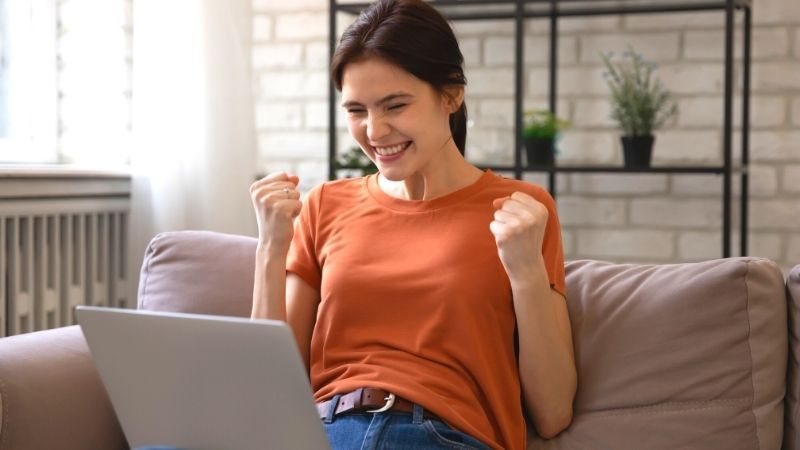 Odoo • Image and Text